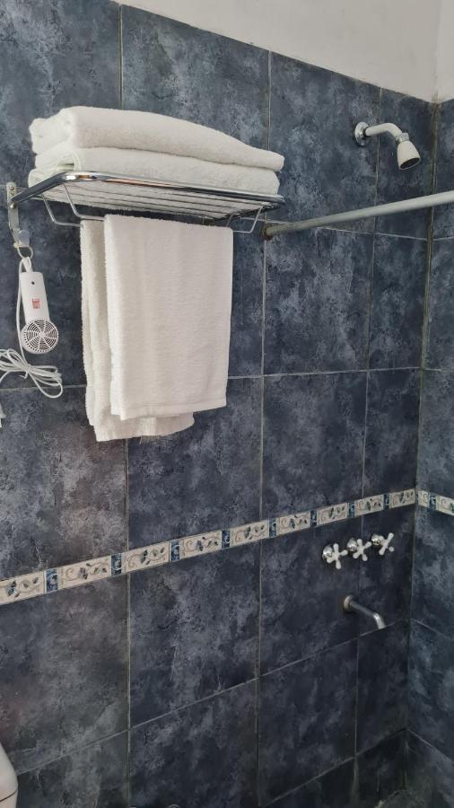 Departamento Privado Cerca Del Aeropuerto Apartment Езейза Екстериор снимка