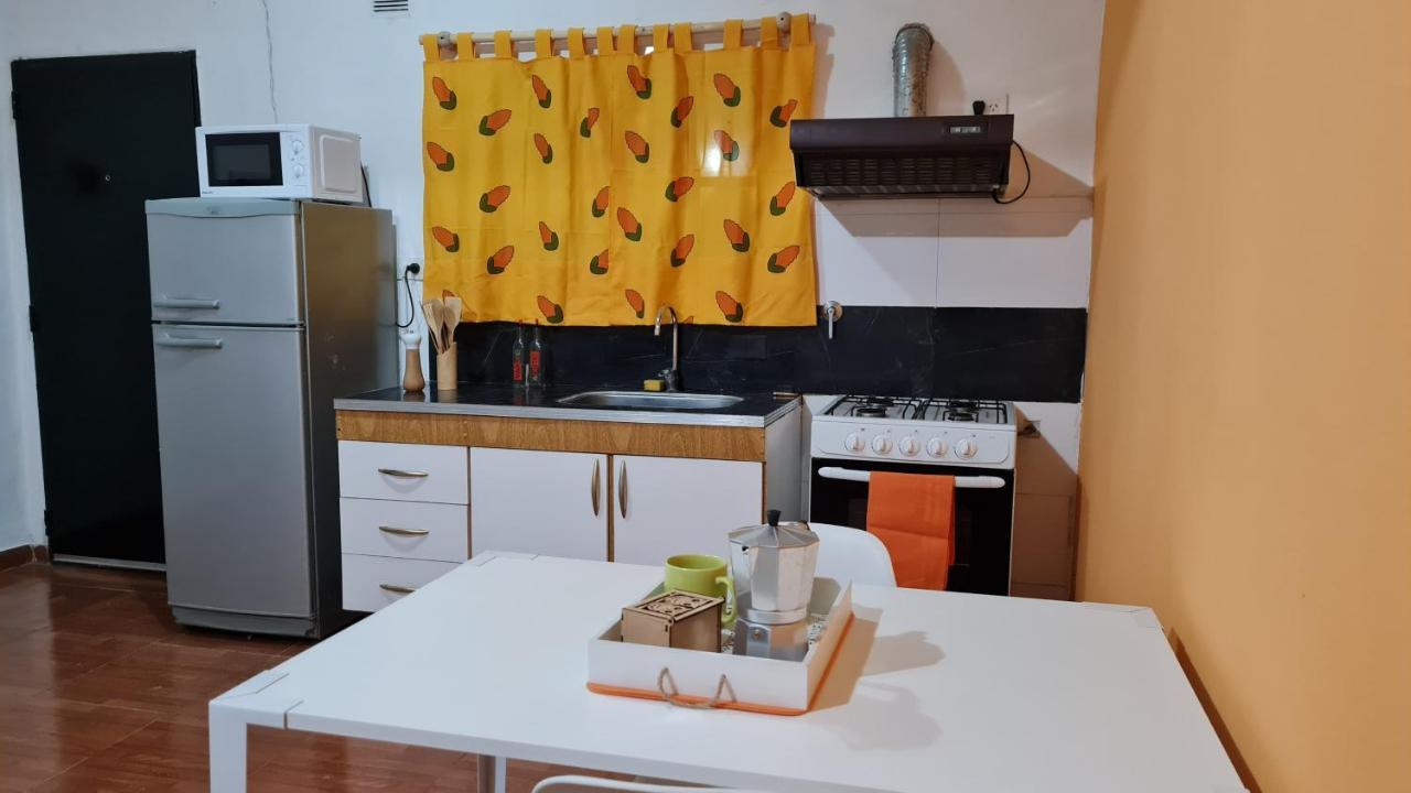 Departamento Privado Cerca Del Aeropuerto Apartment Езейза Екстериор снимка