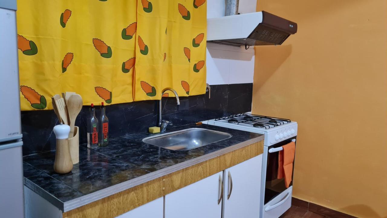 Departamento Privado Cerca Del Aeropuerto Apartment Езейза Екстериор снимка