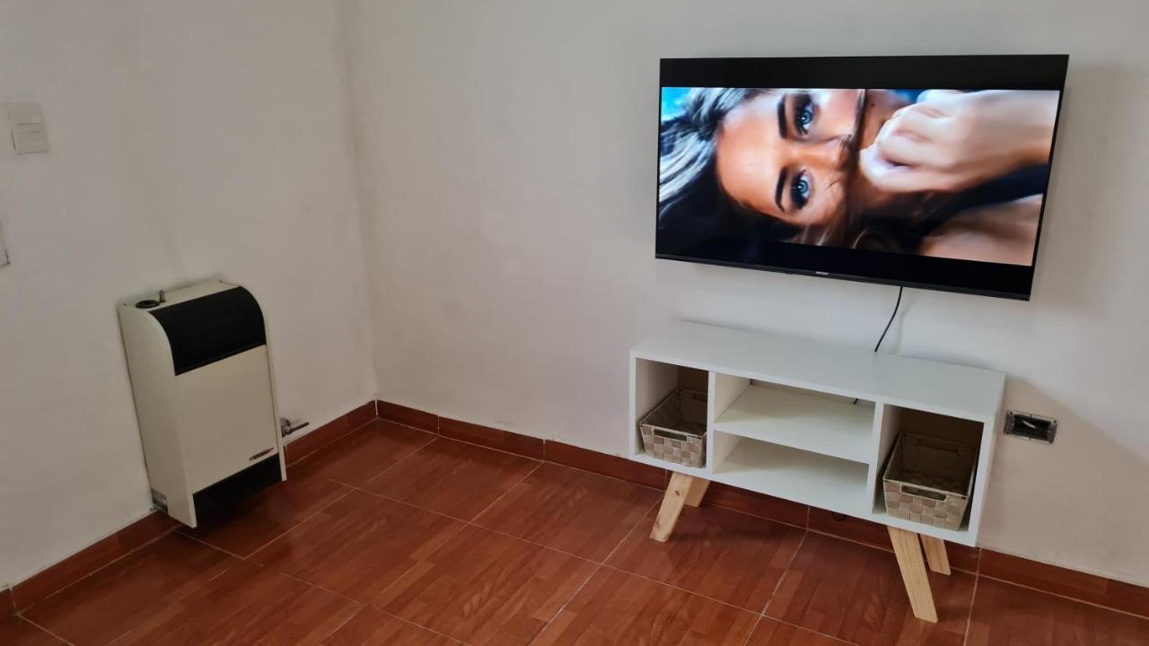 Departamento Privado Cerca Del Aeropuerto Apartment Езейза Екстериор снимка