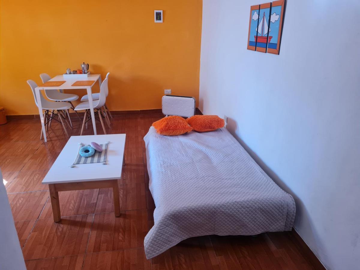 Departamento Privado Cerca Del Aeropuerto Apartment Езейза Екстериор снимка